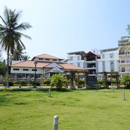 Apoorva Resorts Dāvangere Dış mekan fotoğraf
