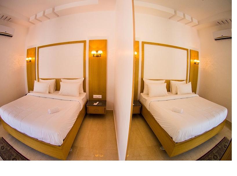 Apoorva Resorts Dāvangere Dış mekan fotoğraf