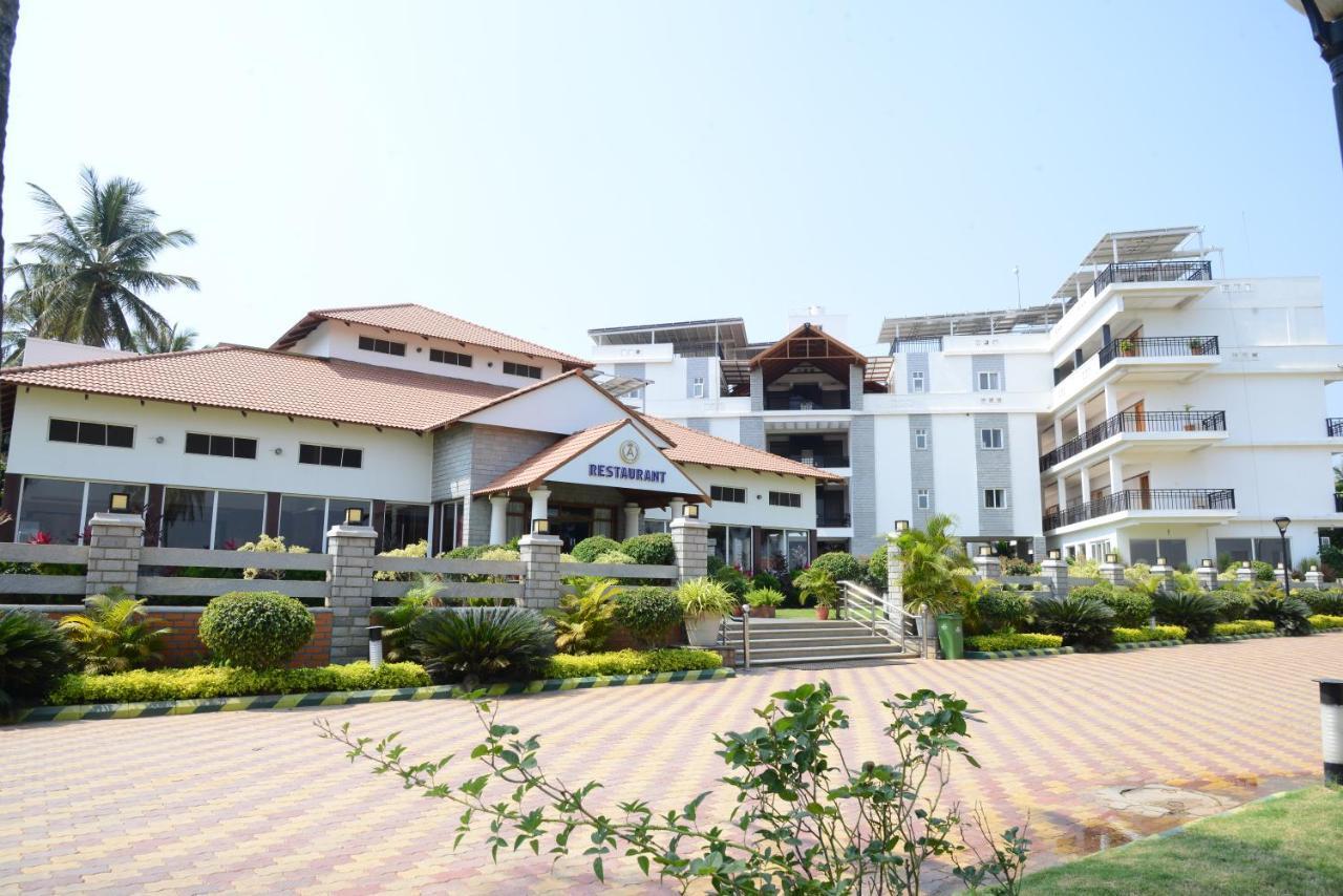 Apoorva Resorts Dāvangere Dış mekan fotoğraf